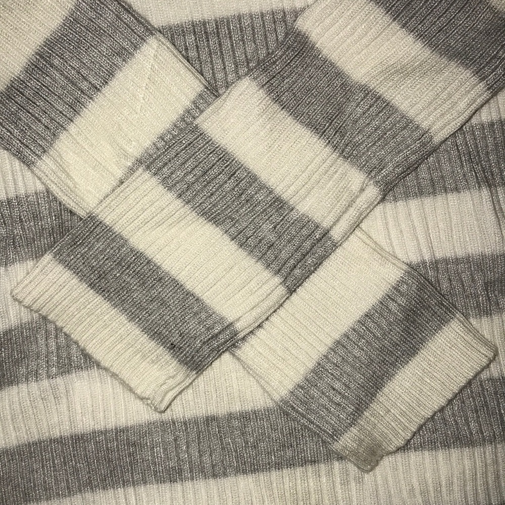 NWT Striped Ribbed Turtleneck Sweater - Picture 3 of 3